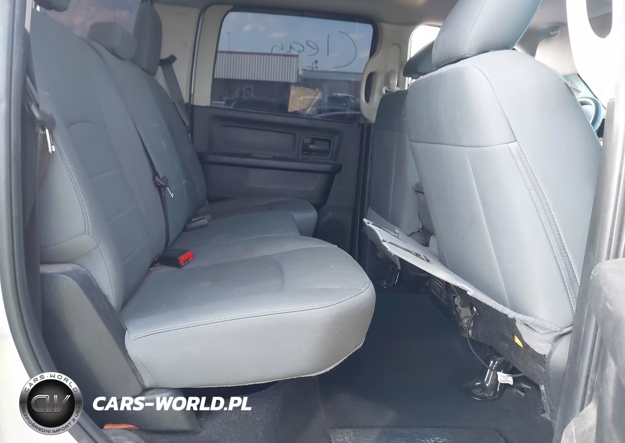2018 Ram 2500 Tradesman 4X4 8' Box VIN:3C6UR5HL0JG222397 - 8