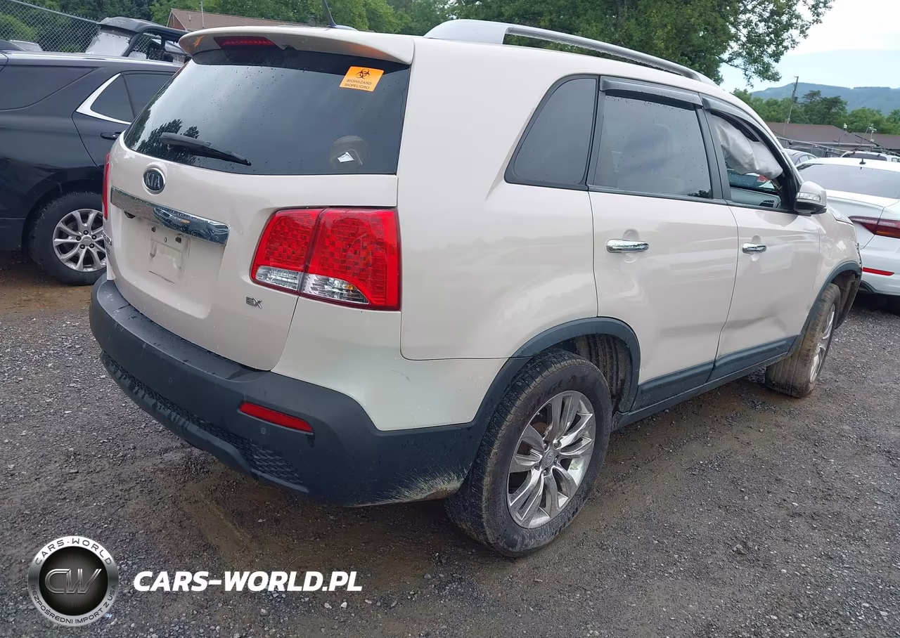 2011 Kia Sorento Ex VIN:5XYKU3A15BG058866 - 4