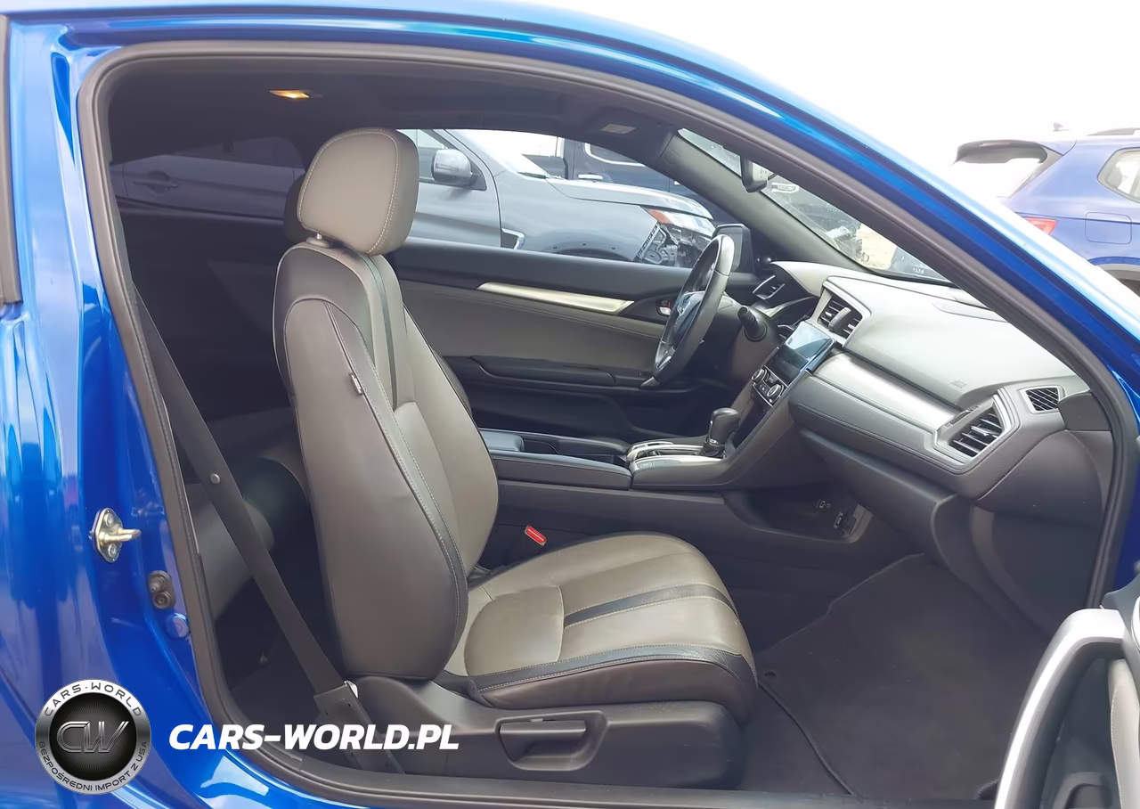 2017 Honda Civic Touring VIN:2HGFC3B91HH352639 - 5