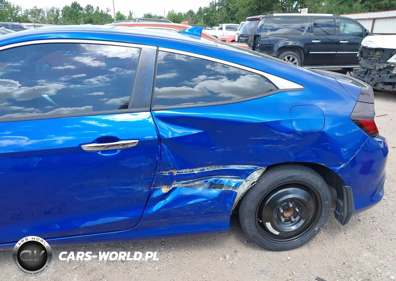 2017 Honda Civic Touring VIN:2HGFC3B91HH352639 - 6