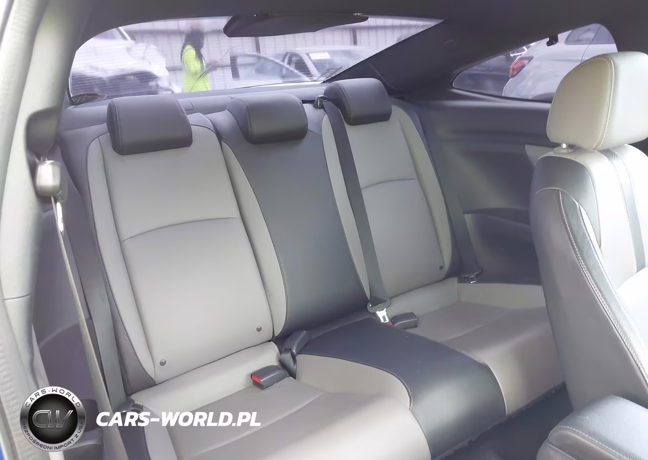 2017 Honda Civic Touring VIN:2HGFC3B91HH352639 - 8