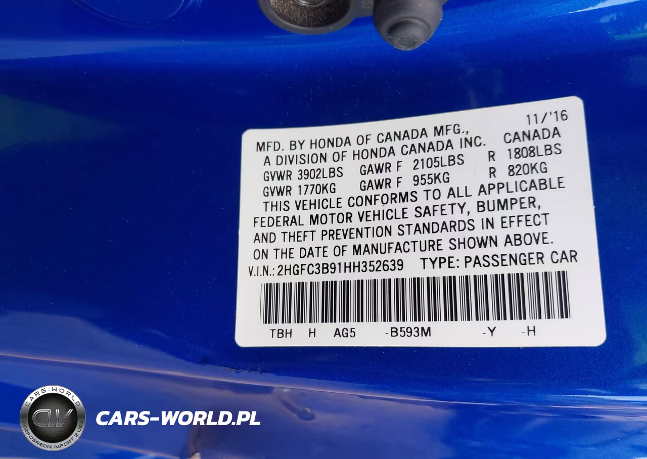 2017 Honda Civic Touring VIN:2HGFC3B91HH352639 - 9