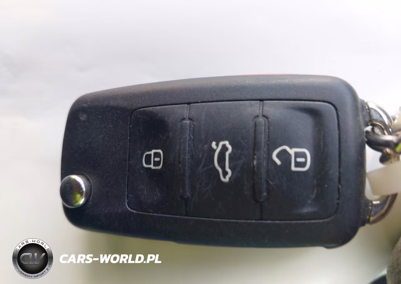 2013 Volkswagen Beetle 2.0L Tdi VIN:3VW5L7ATXDM817751 - 11