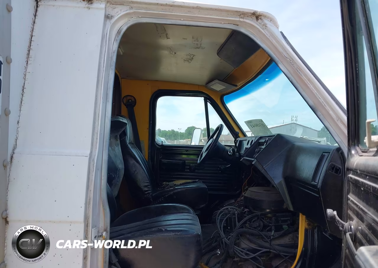 1993 GMC Cutaway Van G3500 VIN:2GDHG31KXP4516441 - 5