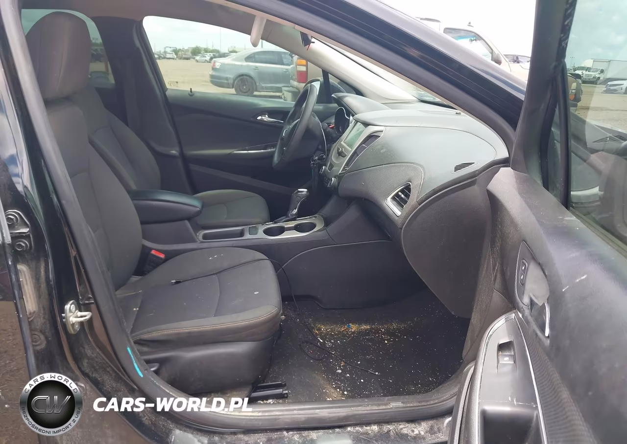 2018 Chevrolet Cruze Ls Auto VIN:1G1BC5SM8J7215446 - 5
