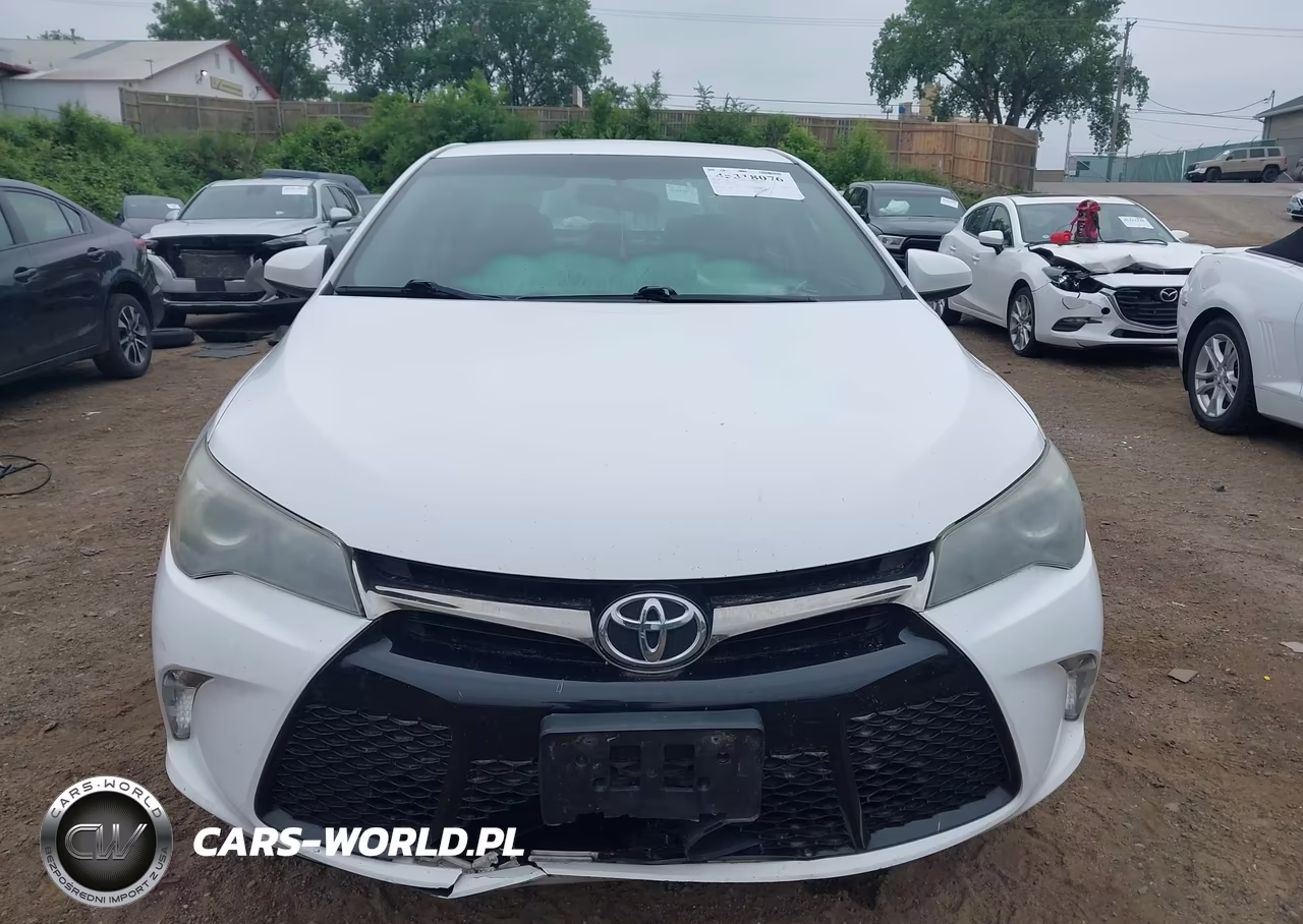 2015 Toyota Camry Se VIN:4T1BF1FK9FU888928 - 12