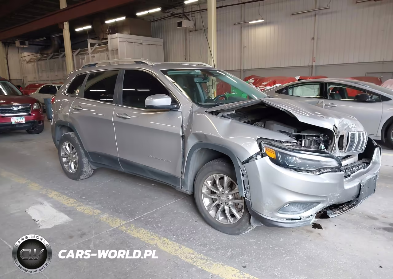 2019 Jeep Cherokee Latitude Plus 4X4 – zdjęcie 1 z 16