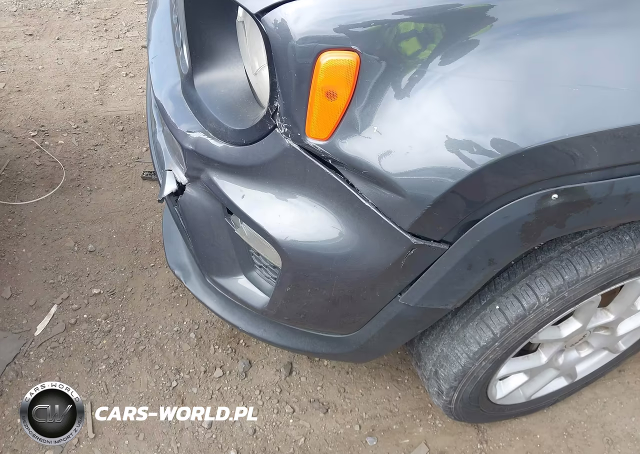 2022 Jeep Renegade Latitude 4X4 VIN:ZACNJDB12NPN45275 - 6