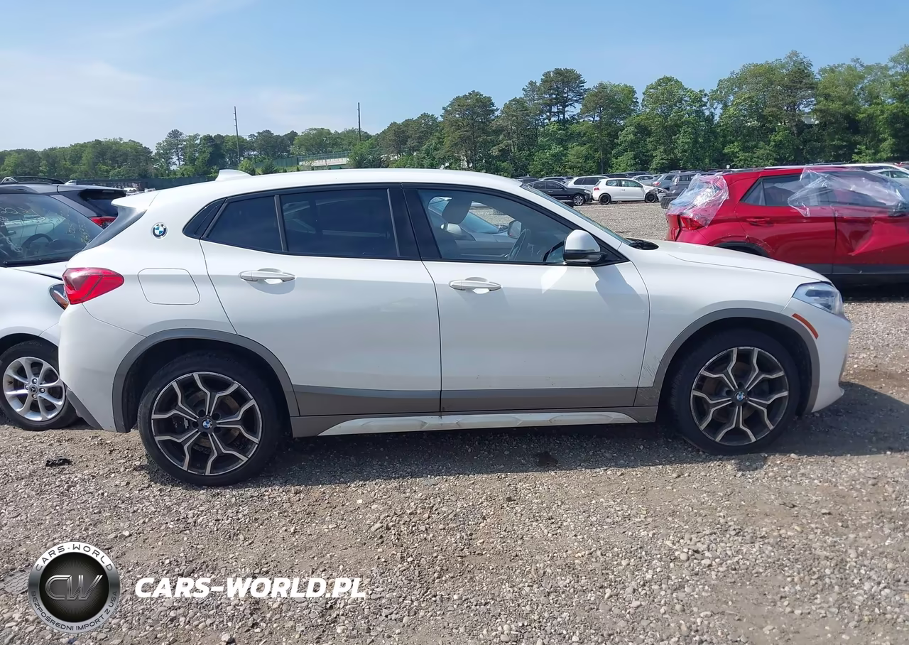 2018 BMW X2 xDrive28I VIN:WBXYJ5C36JEF76995 - 13