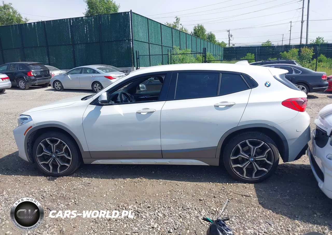 2018 BMW X2 xDrive28I VIN:WBXYJ5C36JEF76995 - 14