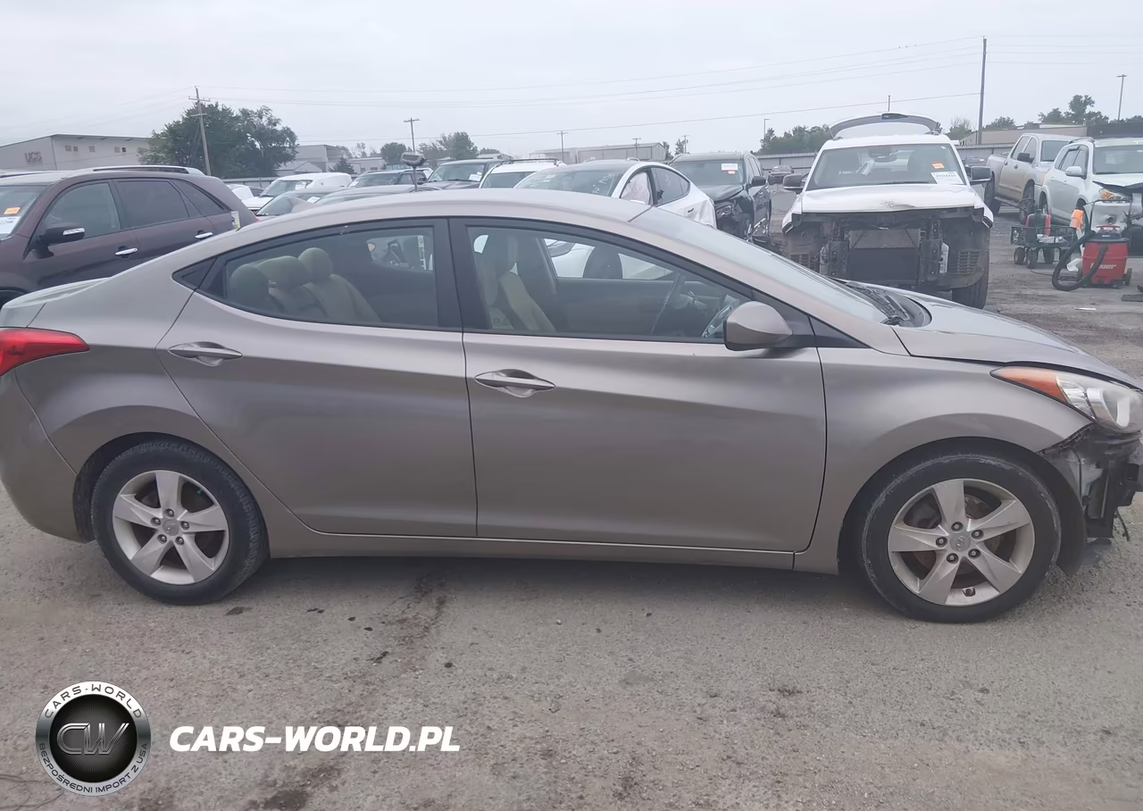 2011 Hyundai Elantra Gls VIN:5NPDH4AE0BH007726 - 13