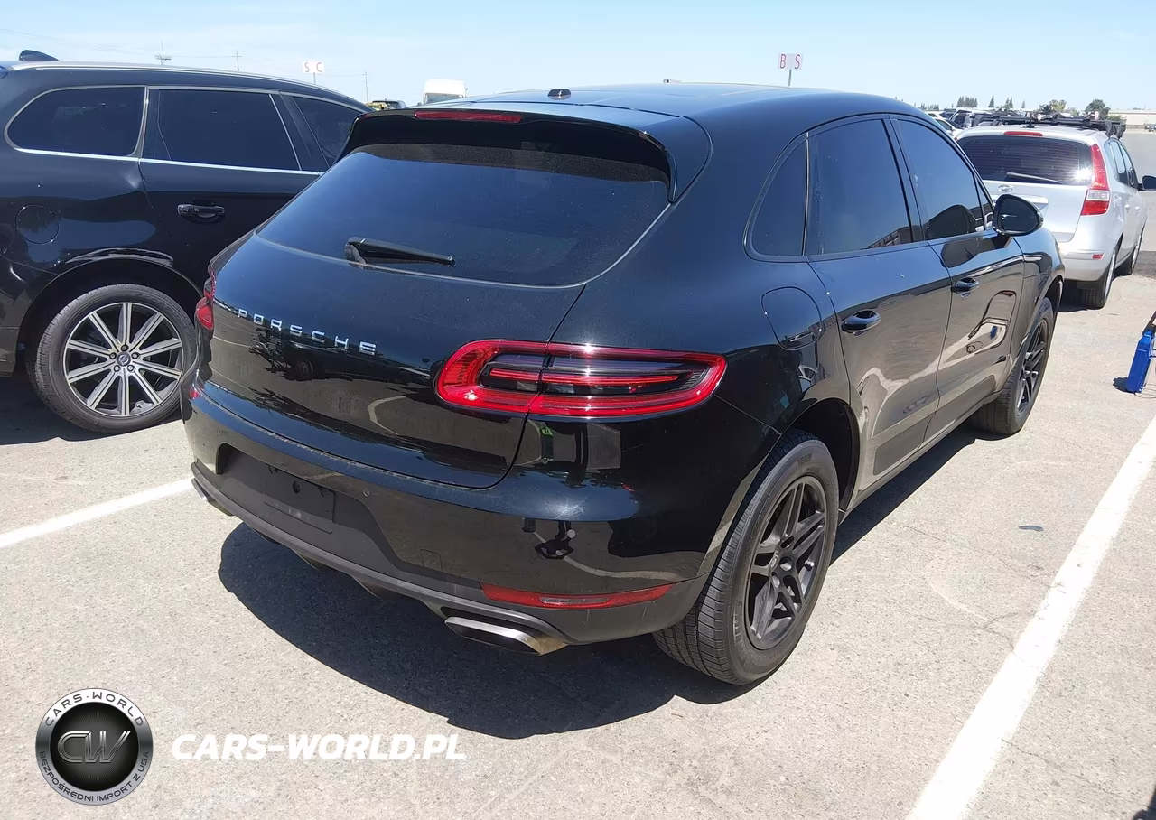 2018 Porsche Macan VIN:WP1AA2A52JLB21098 - 4