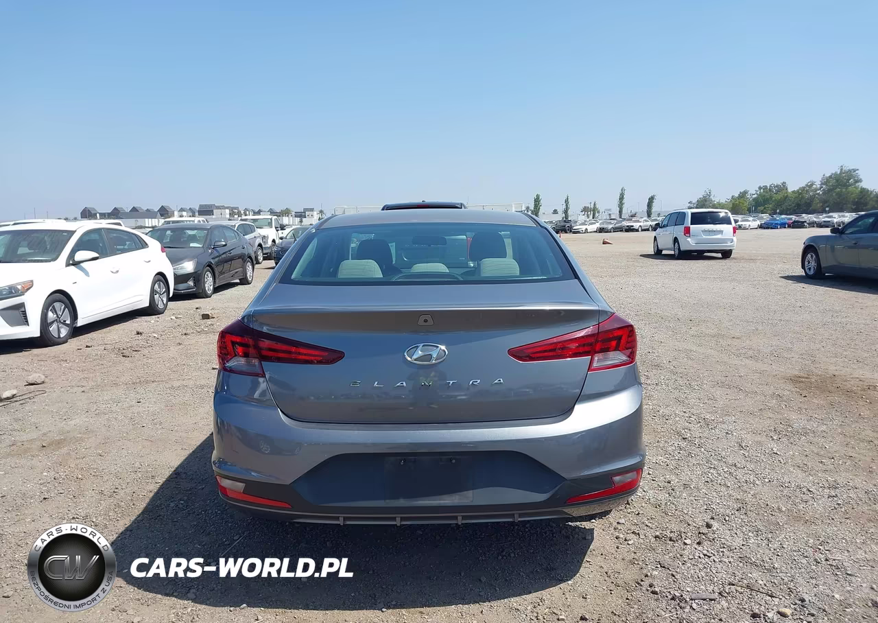 2019 Hyundai Elantra Se VIN:5NPD74LF3KH429840 - 17