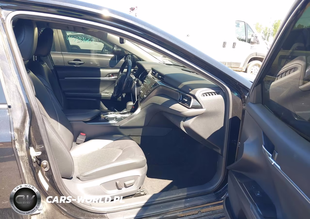 2019 Toyota Camry Xse VIN:4T1B61HK7KU768939 - 5