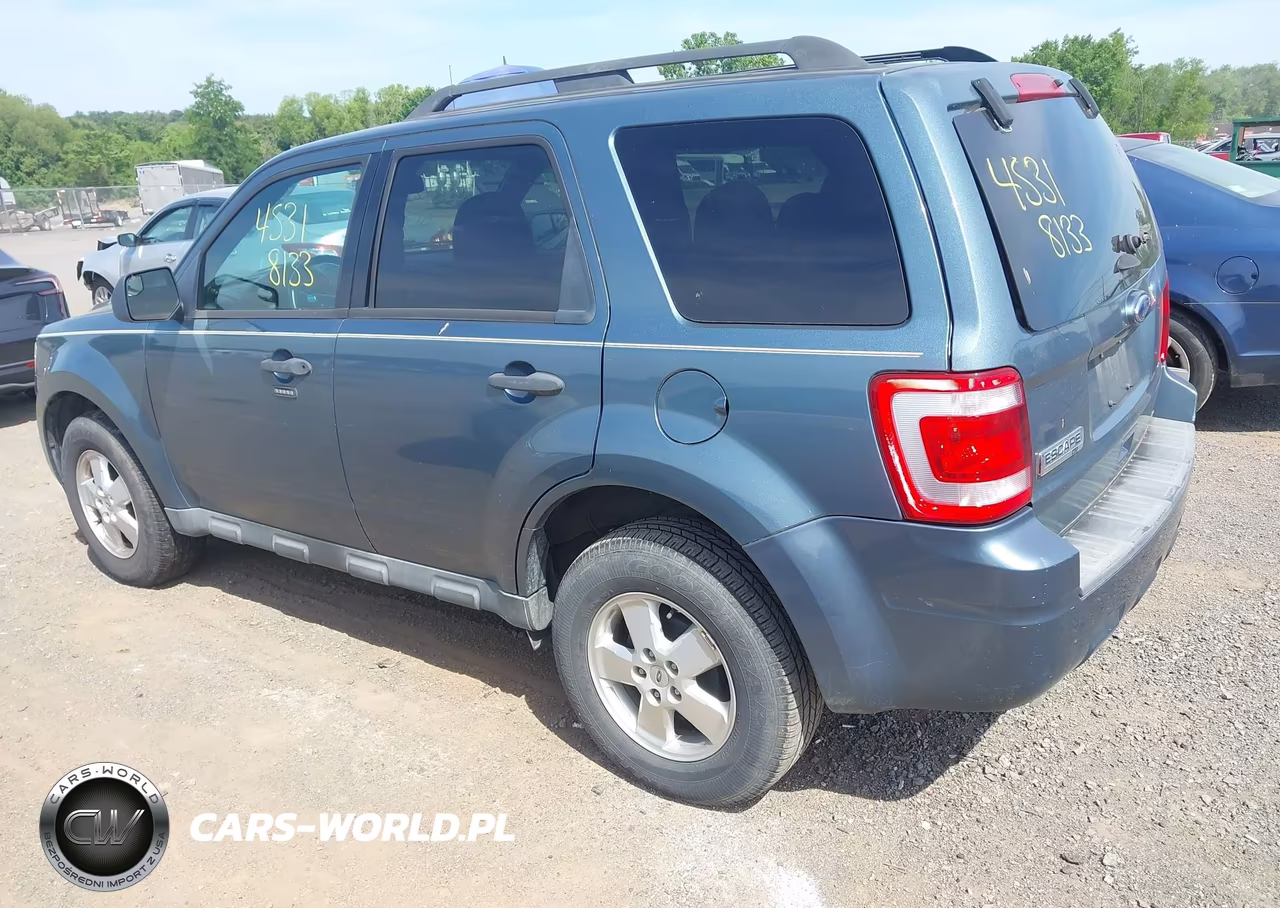 2011 Ford Escape Xlt VIN:1FMCU9D77BKB92713 - 3