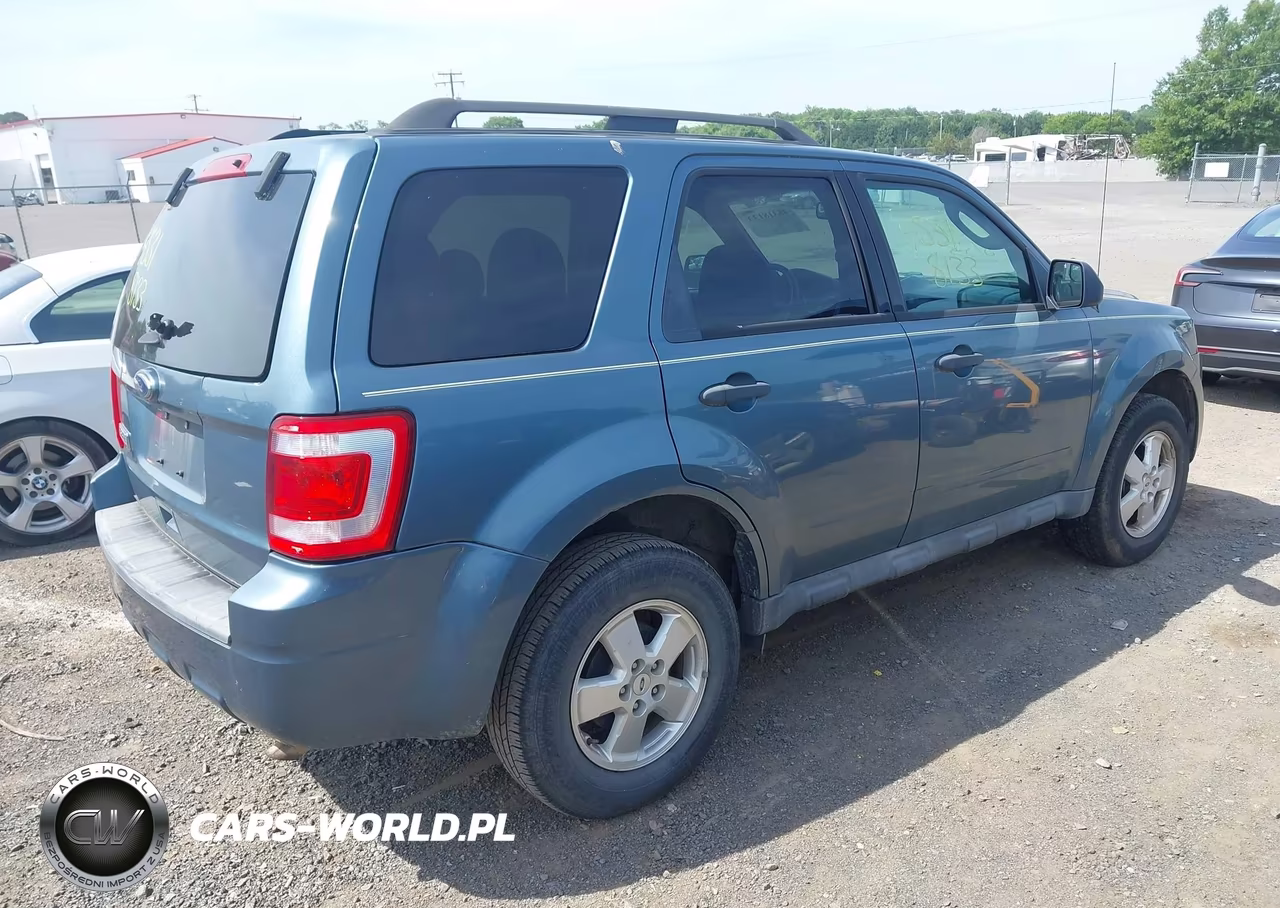 2011 Ford Escape Xlt VIN:1FMCU9D77BKB92713 - 4