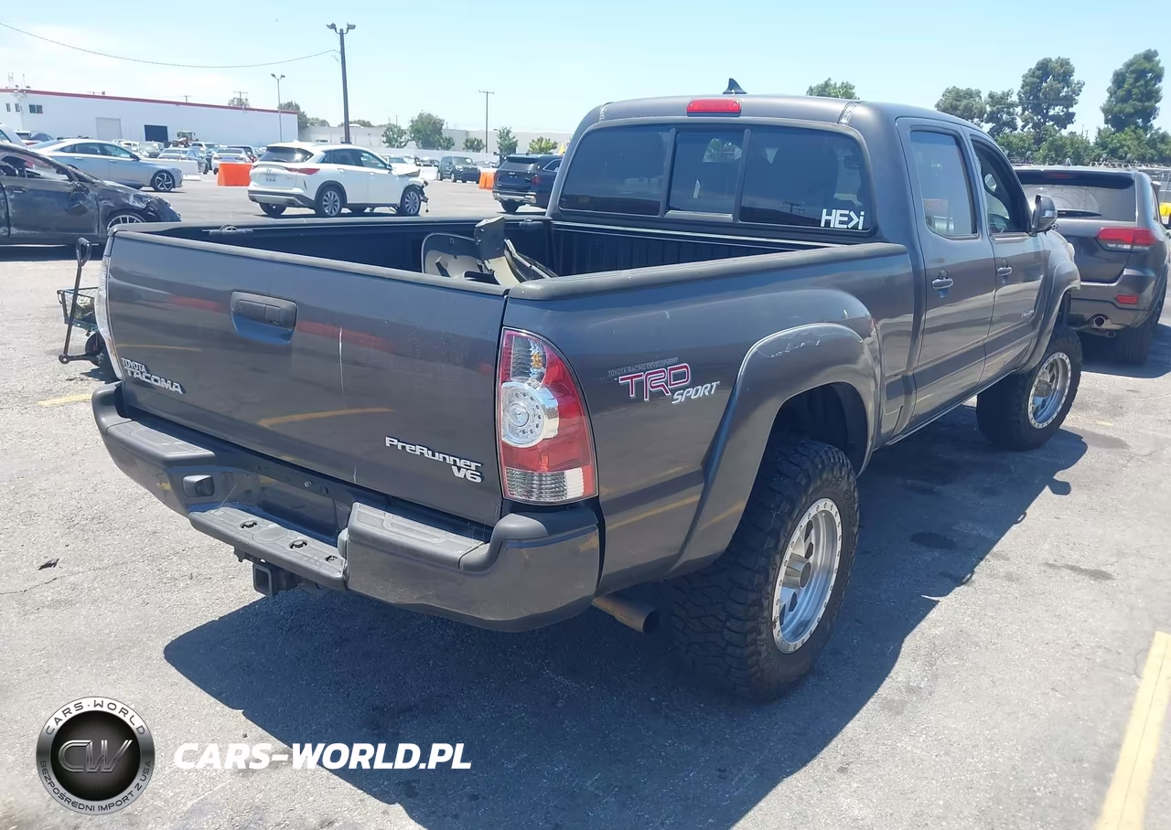2012 Toyota Tacoma Prerunner V6 VIN:3TMKU4HN1CM031960 - 4