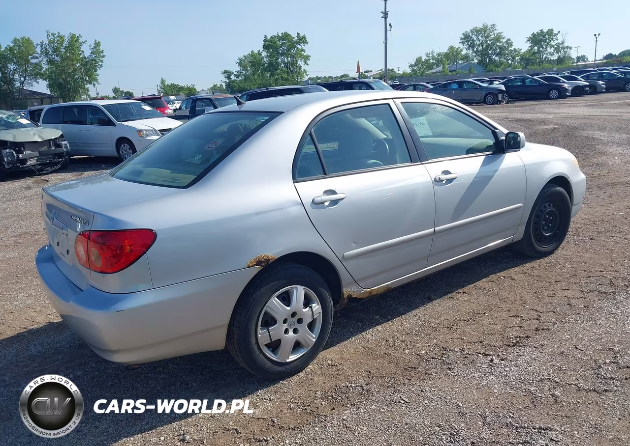 2007 Toyota Corolla Le VIN:1NXBR32E47Z922472 - 4