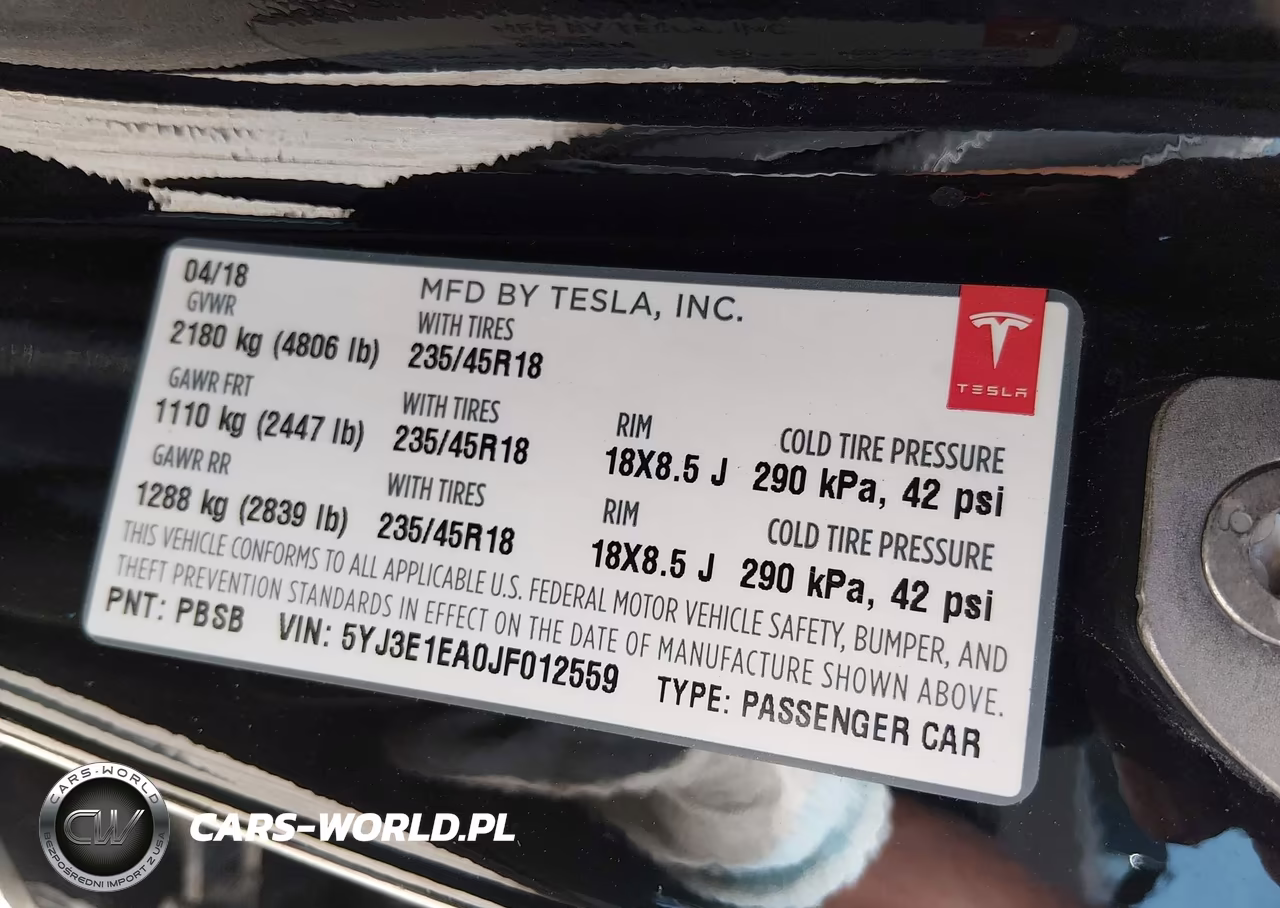 2018 Tesla Model 3 Long Range-Mid Range VIN:5YJ3E1EA0JF012559 - 9