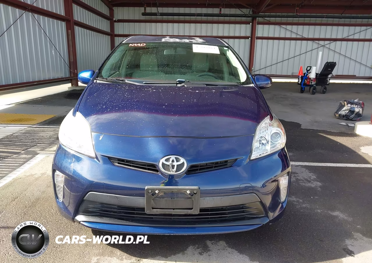 2013 Toyota Prius Two VIN:JTDKN3DU5D1645686 - 12