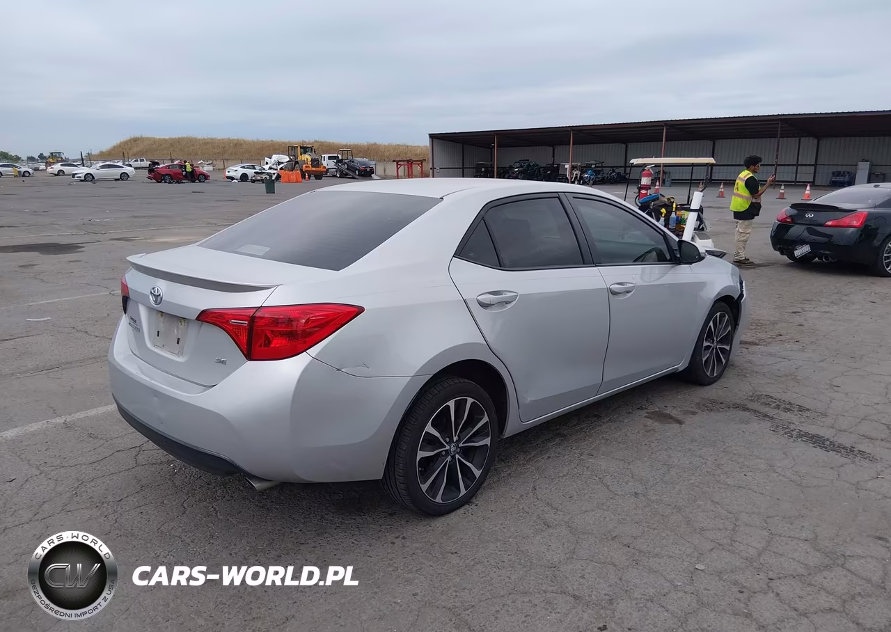 2019 Toyota Corolla Se VIN:5YFBURHE6KP900671 - 4