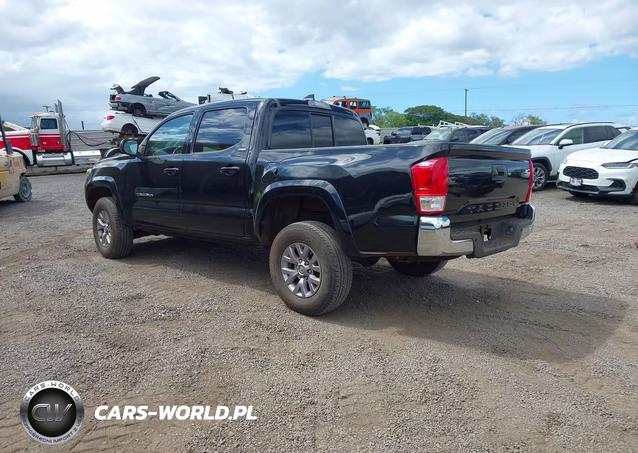 2016 Toyota Tacoma Sr5 VIN:5TFAX5GN9GX051819 - 3