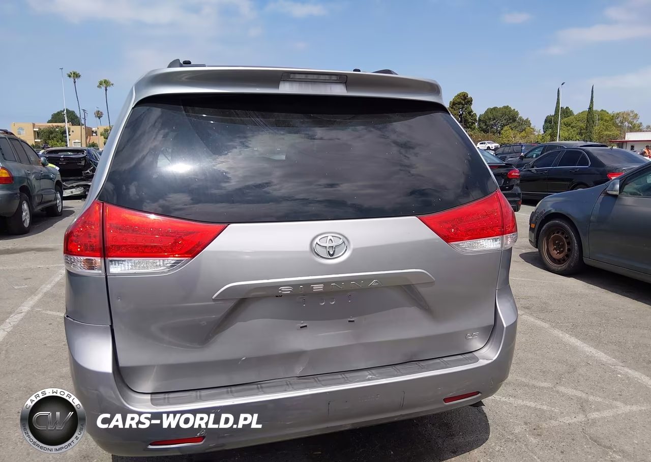 2013 Toyota Sienna Le V6 8 Passenger VIN:5TDKK3DC7DS280818 - 16