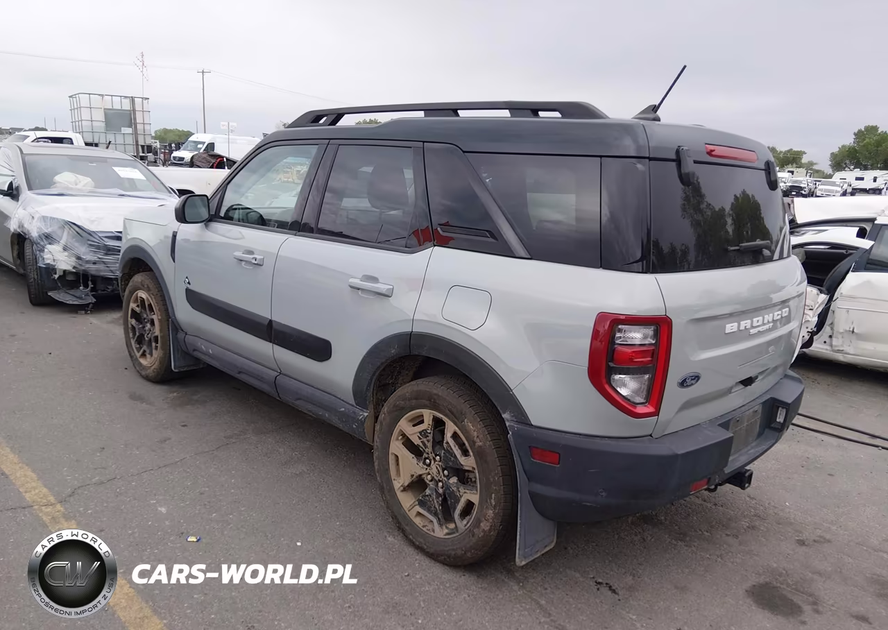 2022 Ford Bronco Sport Outer Banks VIN:3FMCR9C62NRE23267 - 3
