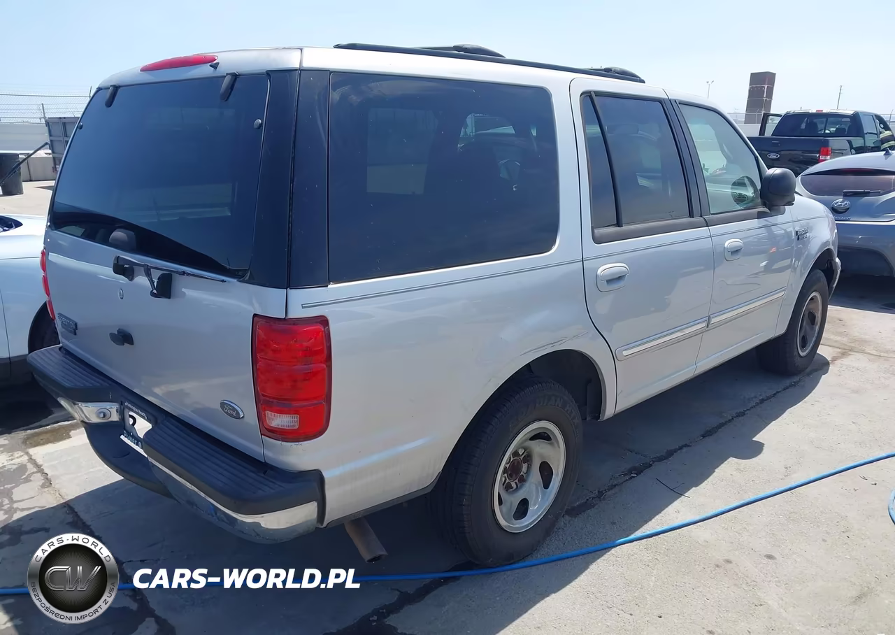 2002 Ford Expedition Xlt VIN:1FMRU15W62LA03884 - 4