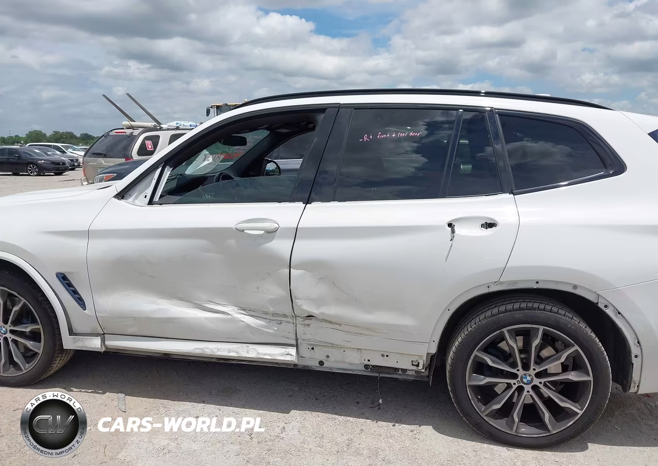 2020 BMW X3 xDrive30I VIN:5UXTY5C04LLT33527 - 14