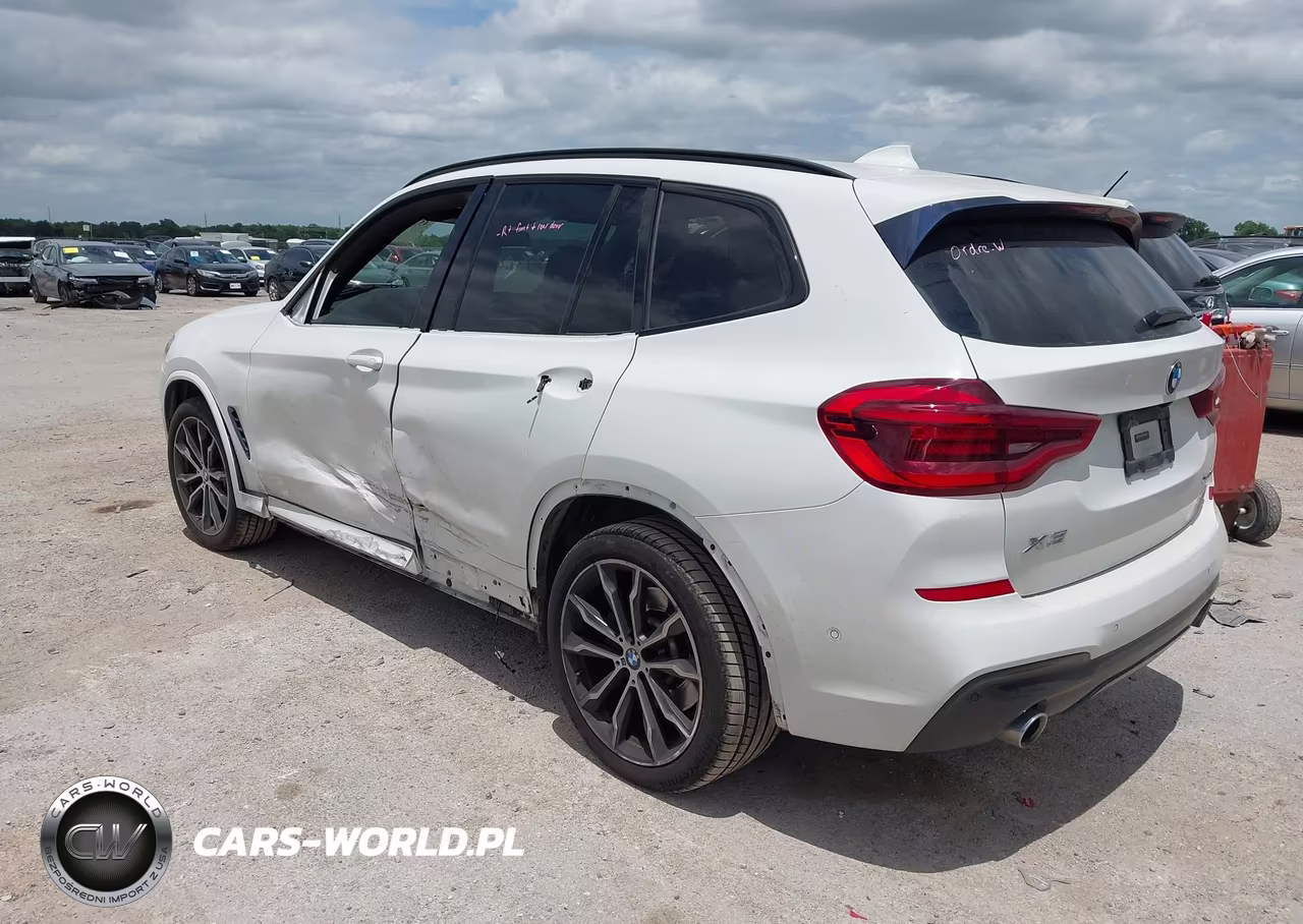 2020 BMW X3 xDrive30I VIN:5UXTY5C04LLT33527 - 3