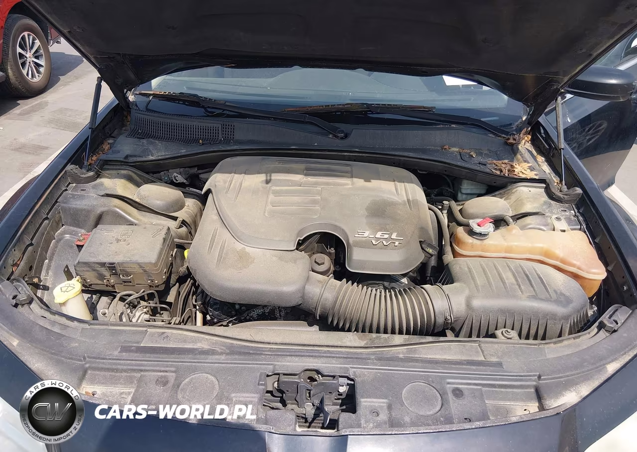 2012 Chrysler 300 VIN:2C3CCAAG5CH263725 - 10