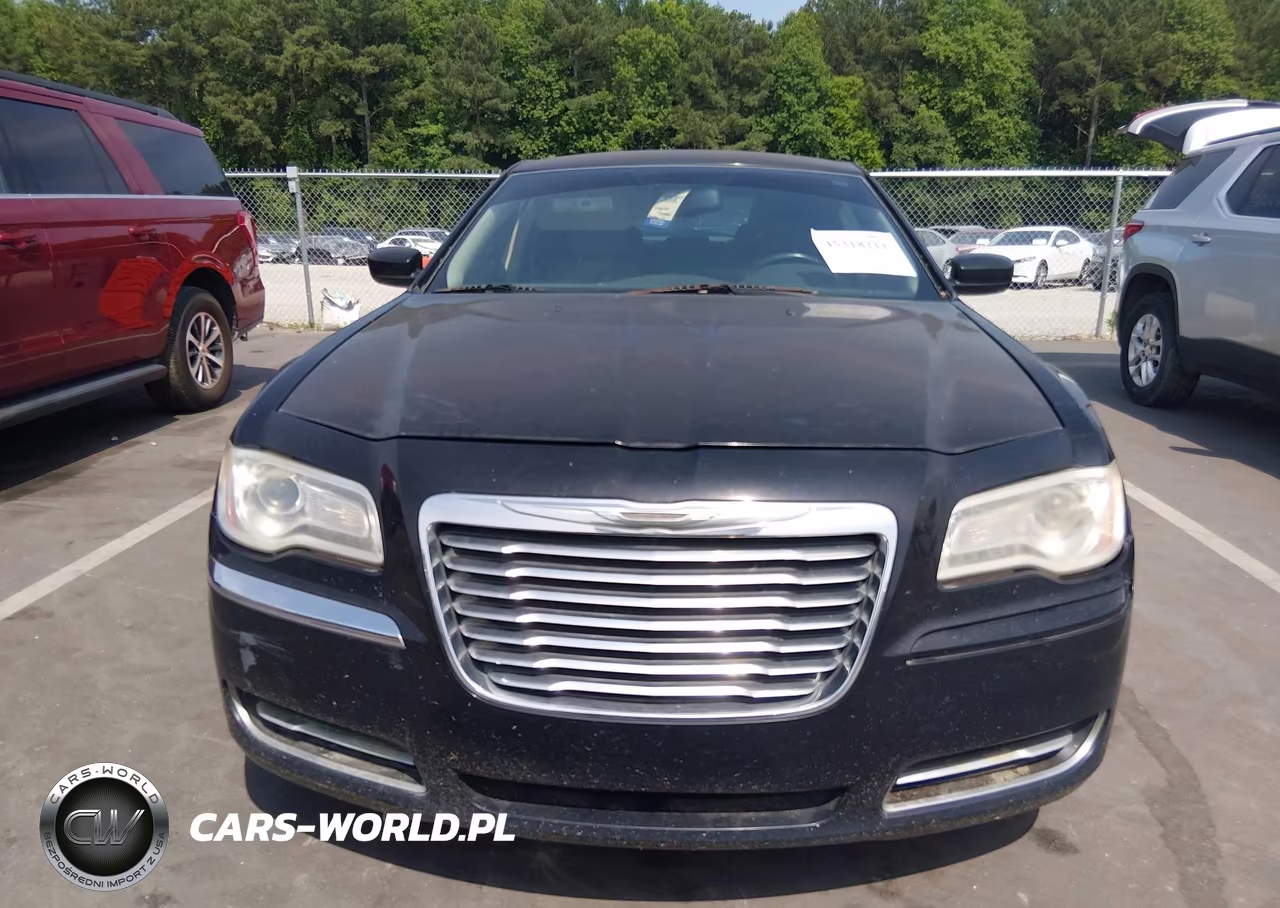 2012 Chrysler 300 VIN:2C3CCAAG5CH263725 - 6