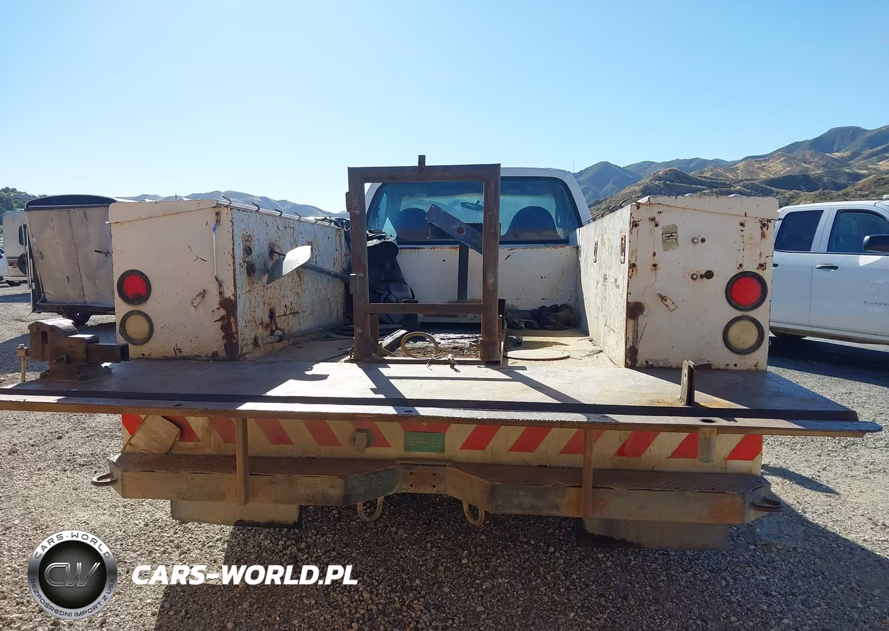 1999 Ford F-350 VIN:1FDWF37S3XEB80133 - 15