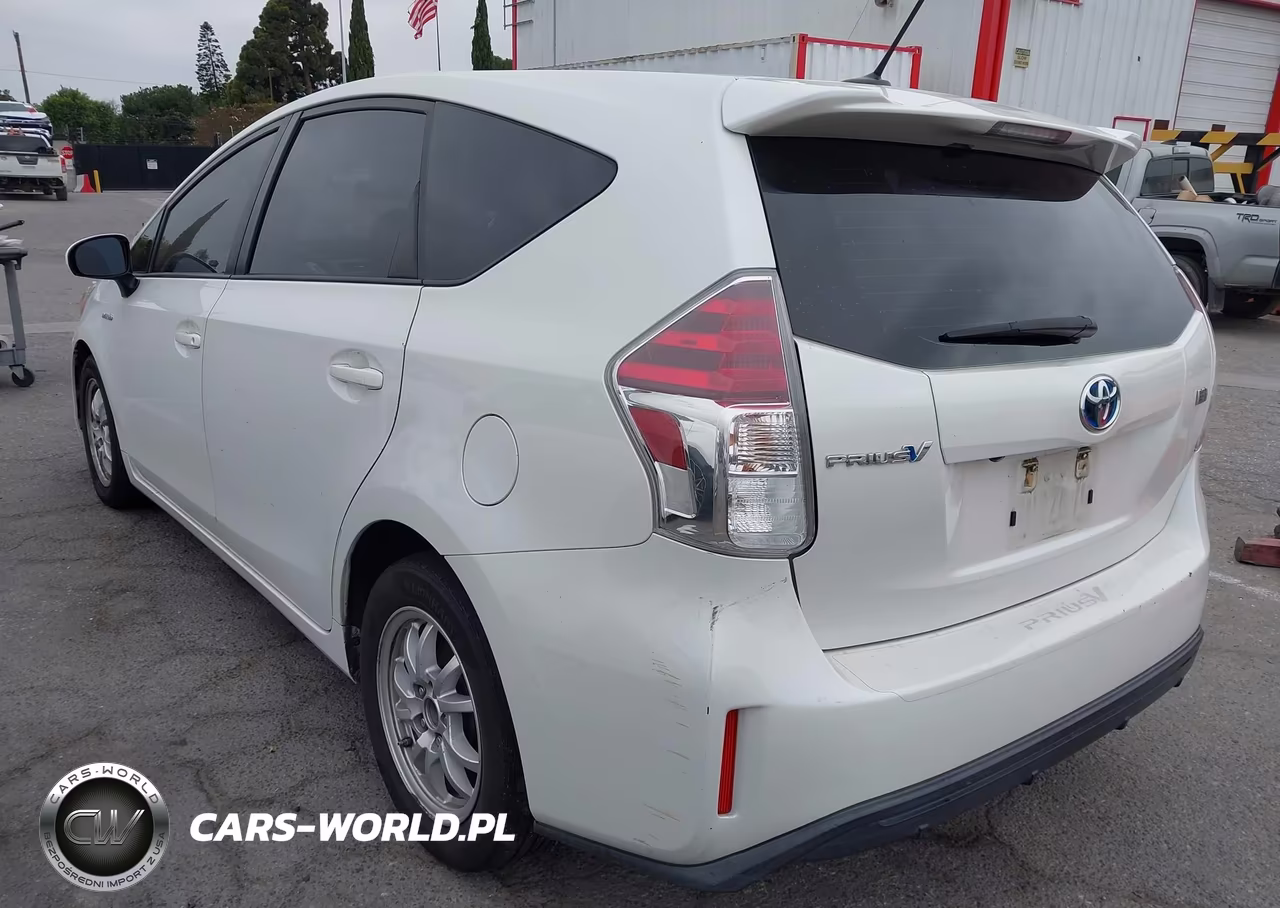 2016 Toyota Prius V Three VIN:JTDZN3EU2GJ044186 - 3