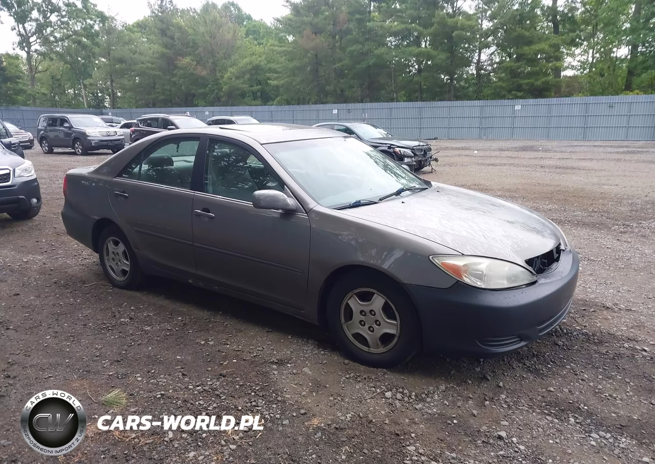 2002 Toyota Camry Le V6 – zdjęcie 1 z 11