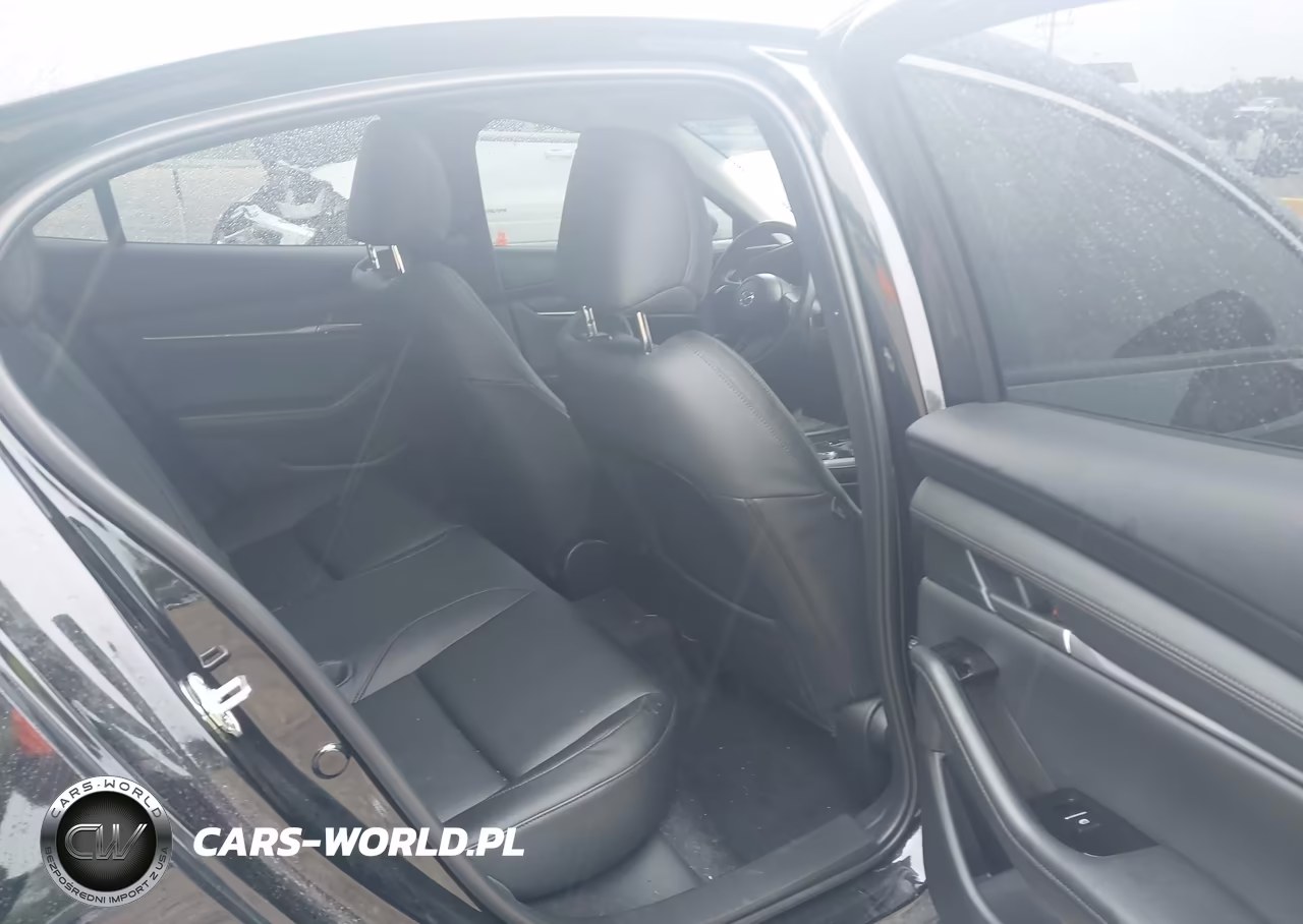 2026 Mazda Mazda3 2.5 S Preferred VIN:JM1BPACL3T1860425 - 8