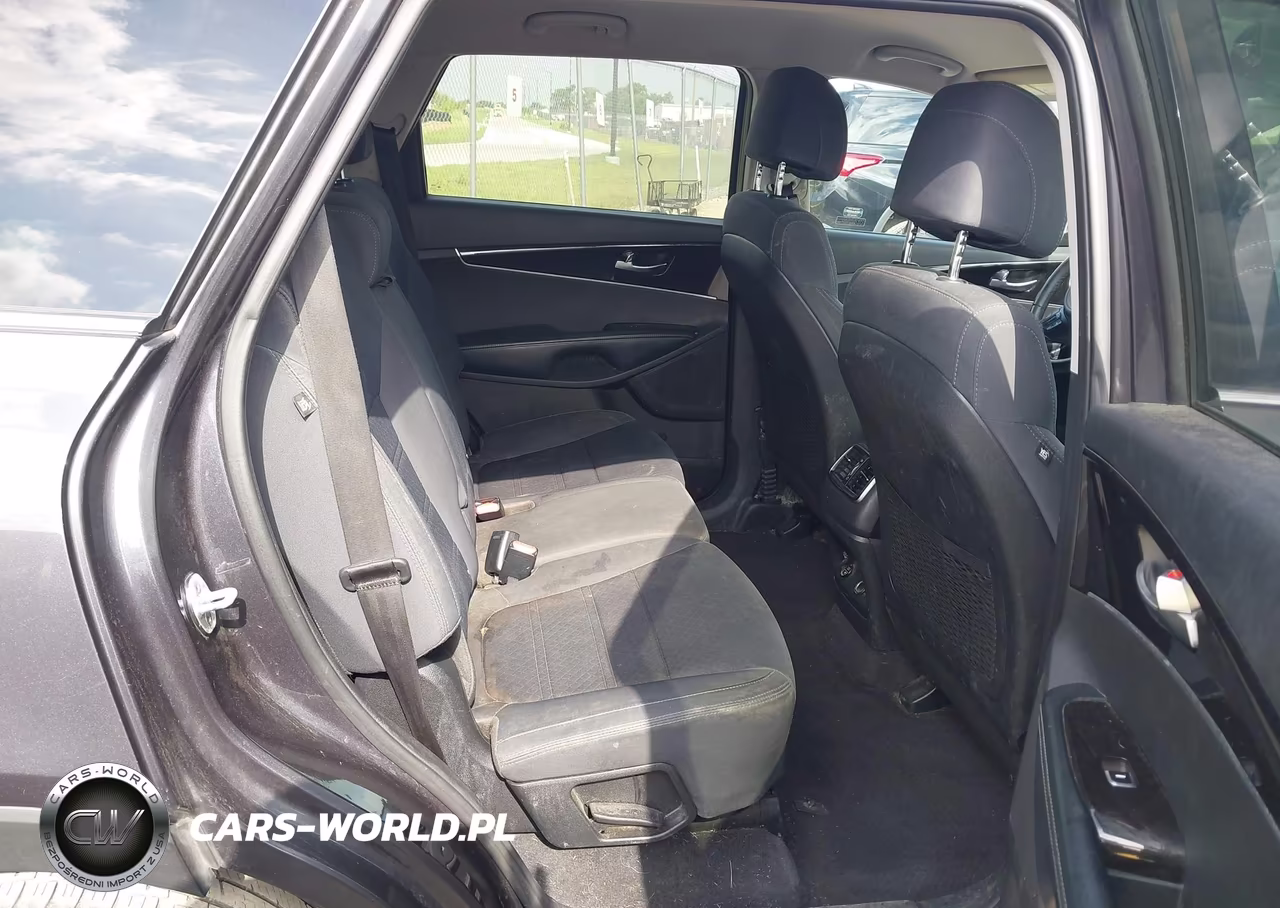 2017 Kia Sorento 3.3L Lx VIN:5XYPG4A53HG288839 - 8