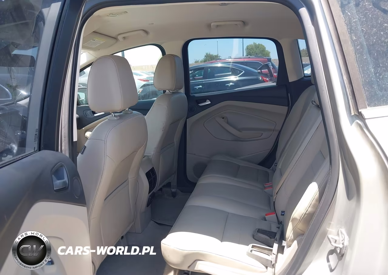 2015 Ford C-Max Hybrid Sel VIN:1FADP5BU2FL114959 - 8