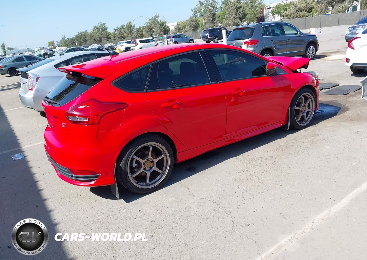 2015 Ford Focus St VIN:1FADP3L94FL246412 - 4