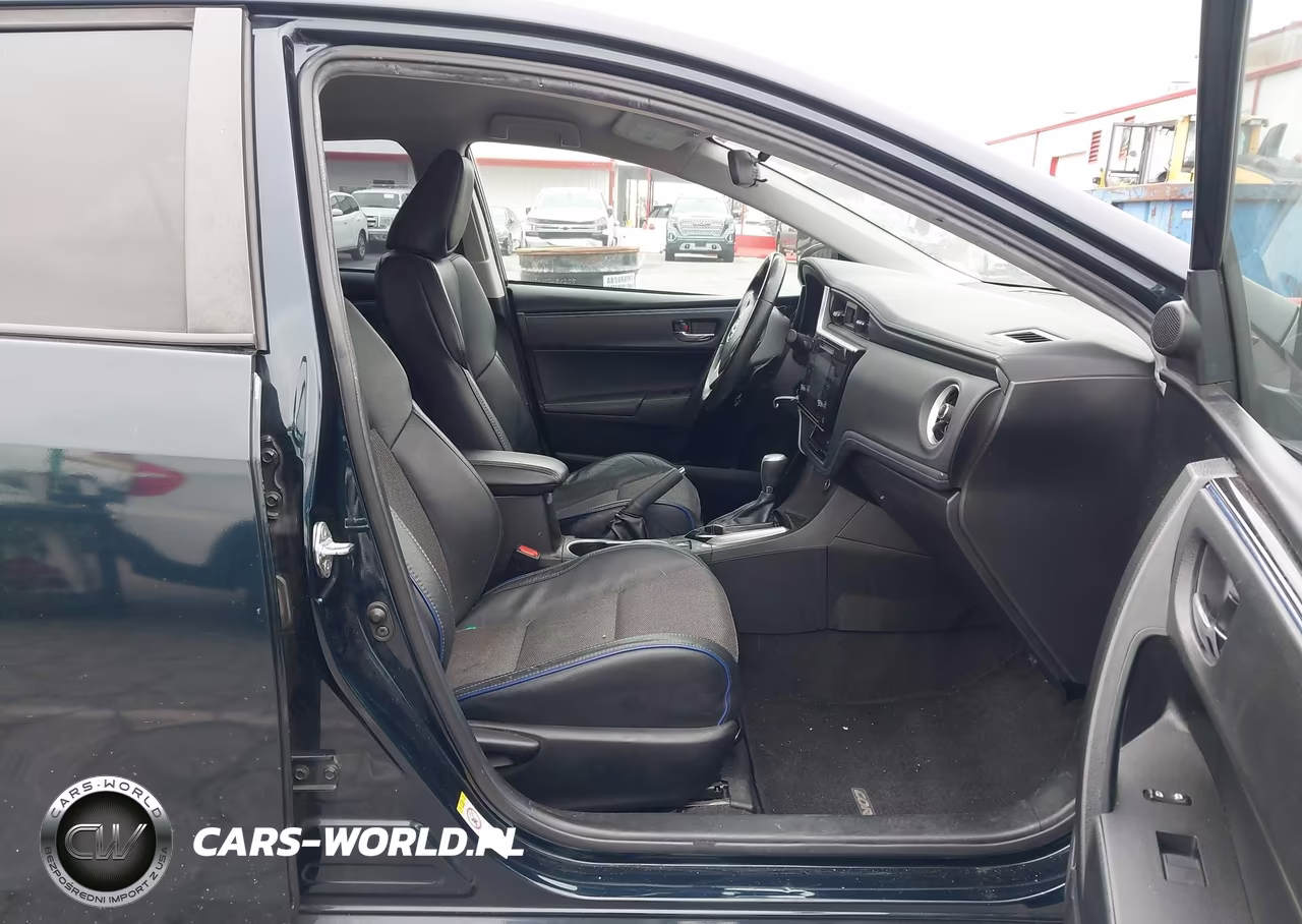 2018 Toyota Corolla Se VIN:5YFBURHE8JP775610 - 5