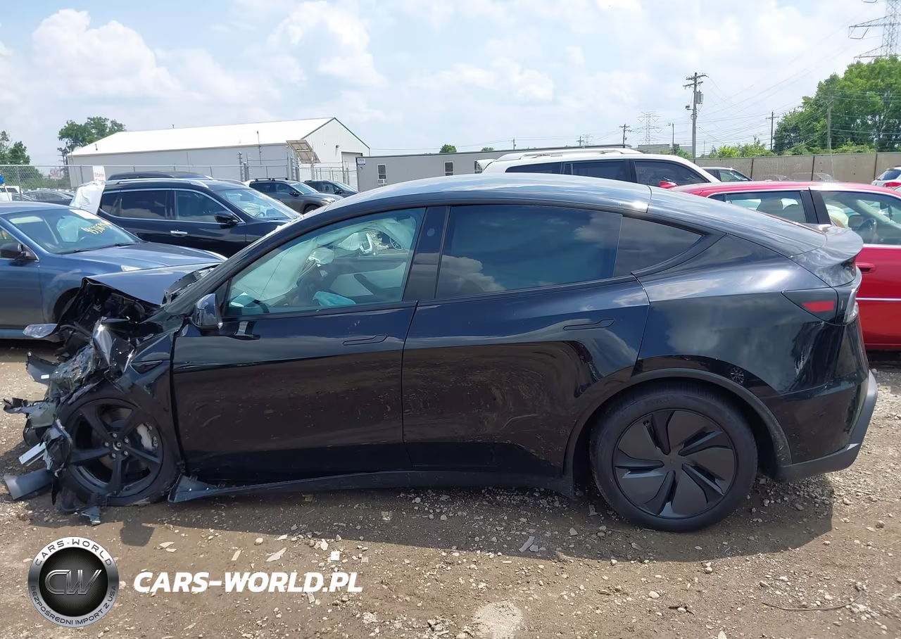 2026 Tesla Model Y All-Wheel Drive-Long Range Launch Series-Premium All-Wheel Drive VIN:7SAYGDEE0TA637311 - 14