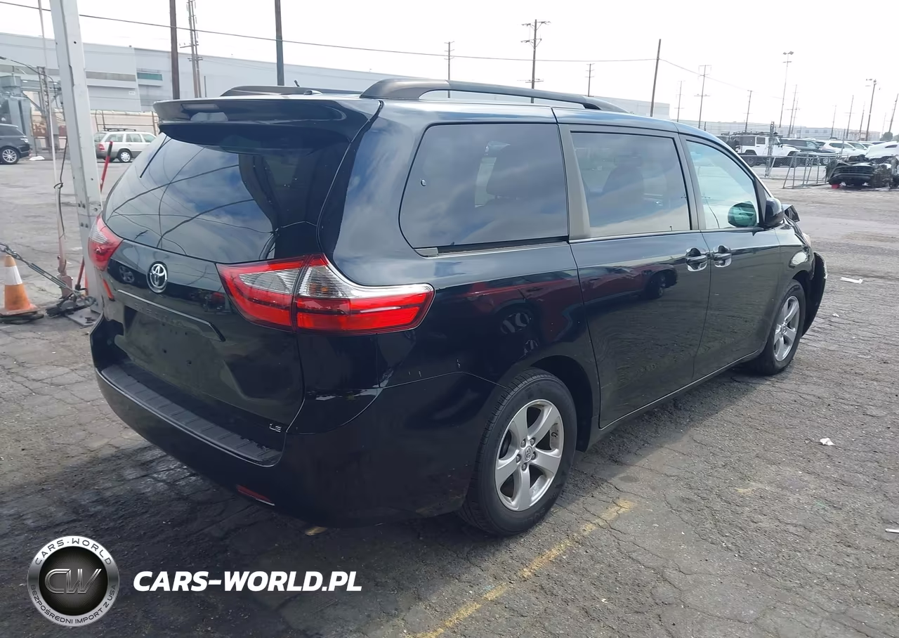 2016 Toyota Sienna Le 8 Passenger VIN:5TDKK3DC8GS730531 - 4