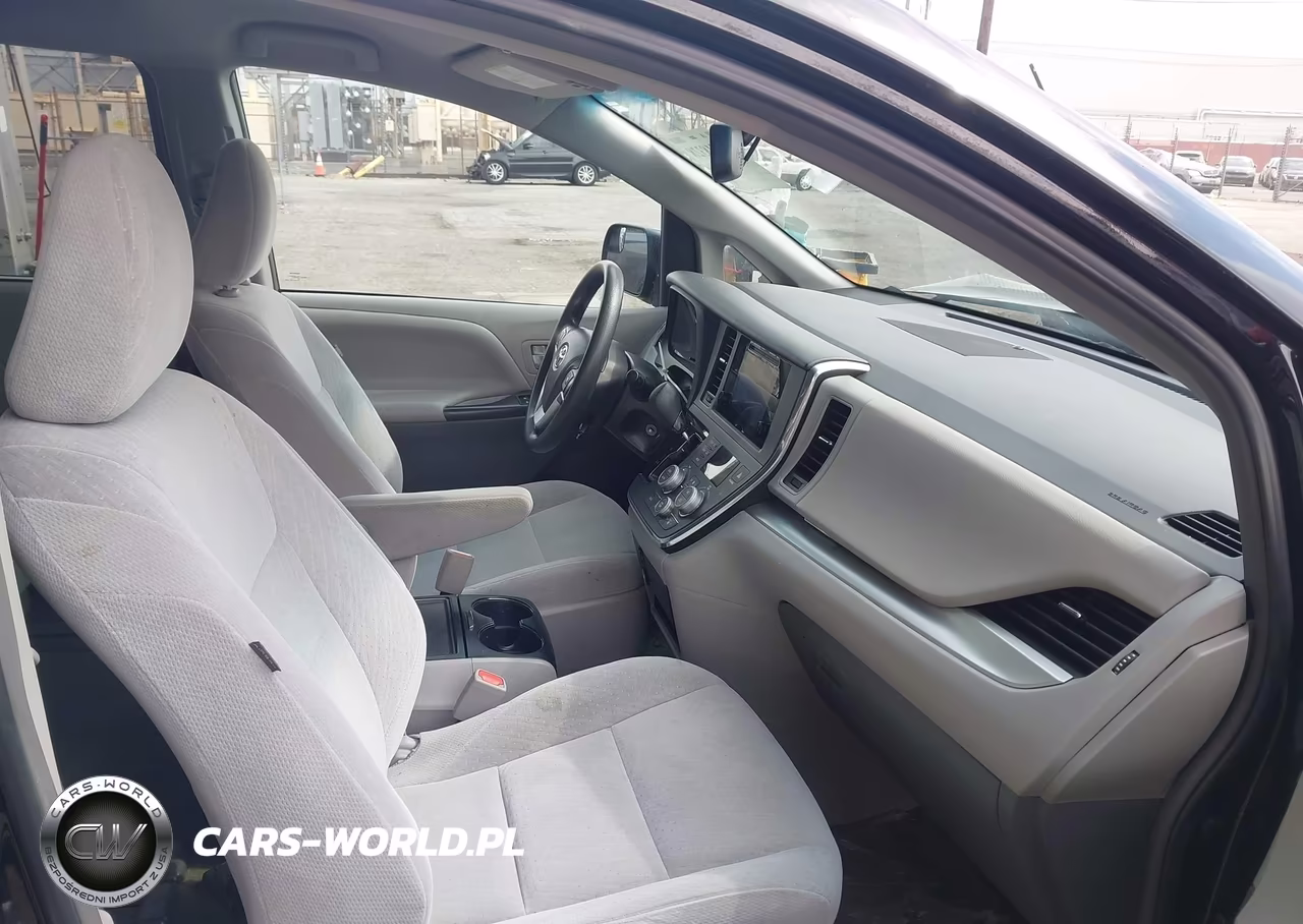 2016 Toyota Sienna Le 8 Passenger VIN:5TDKK3DC8GS730531 - 5
