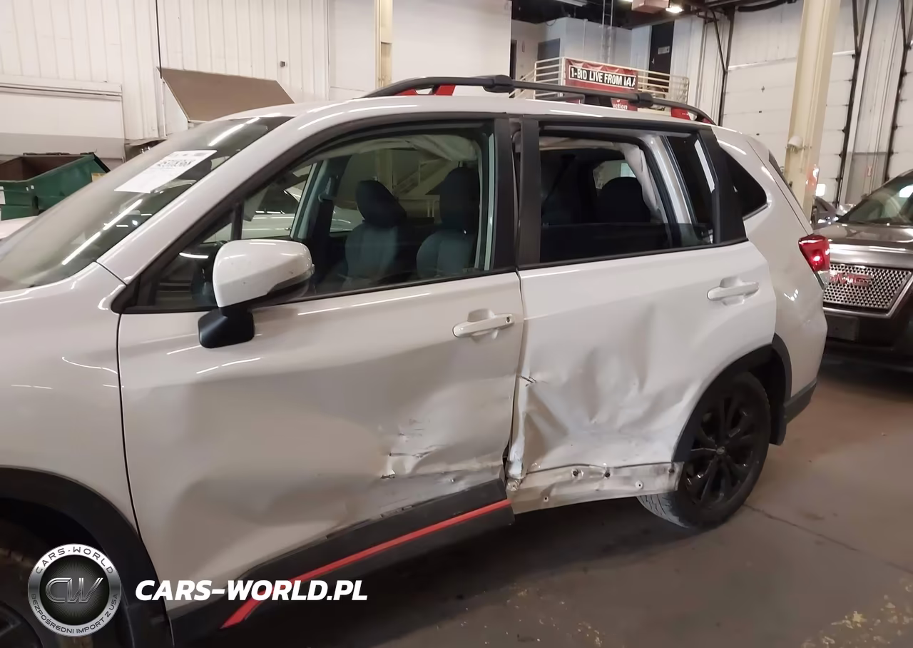 2021 Subaru Forester Sport VIN:JF2SKARC3MH517551 - 6