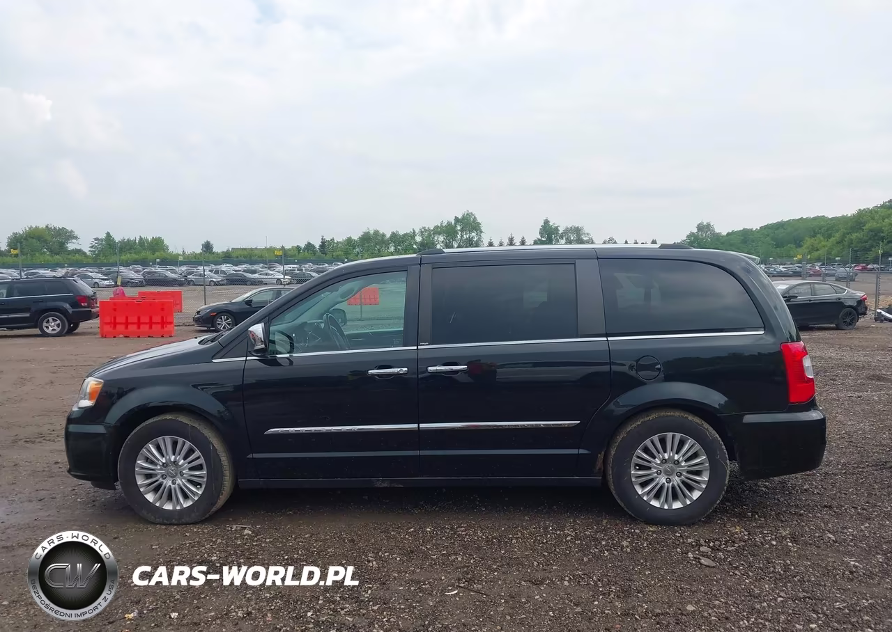 2014 Chrysler Town & Country Limited VIN:2C4RC1GG6ER183148 - 14
