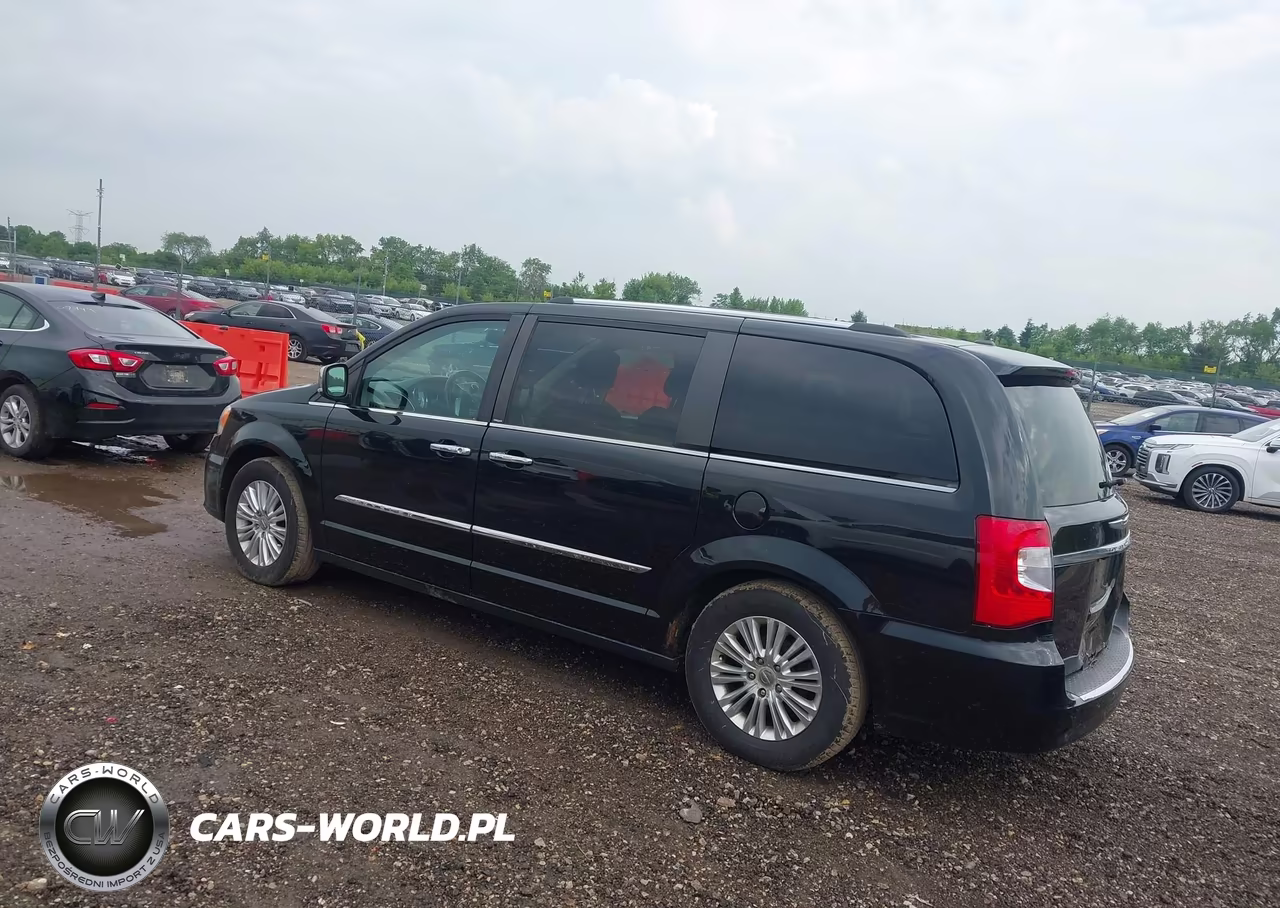 2014 Chrysler Town & Country Limited VIN:2C4RC1GG6ER183148 - 3