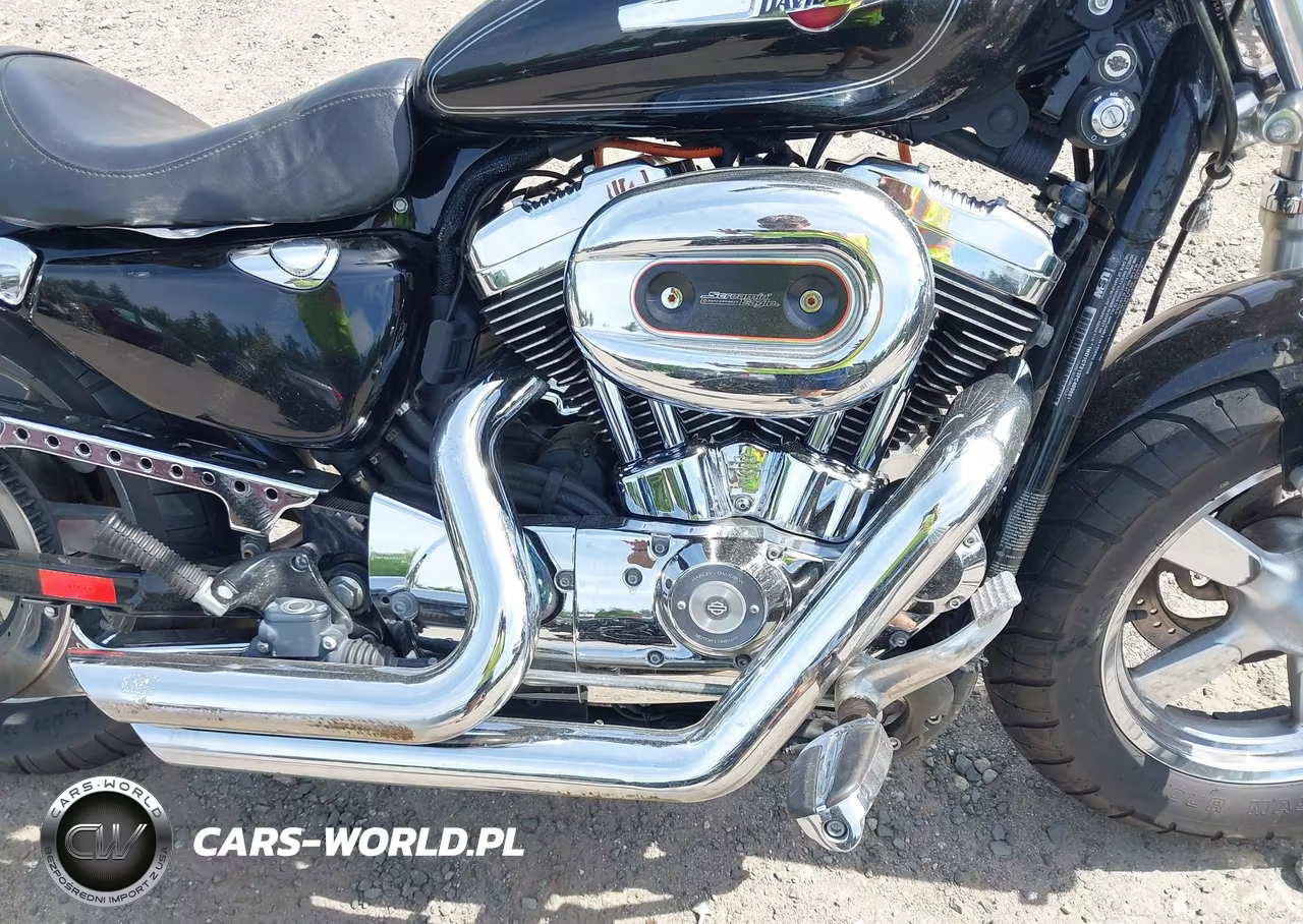2015 Harley-Davidson Xl1200 C VIN:1HD1CT313FC409861 - 8