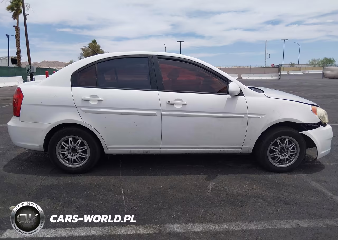 2006 Hyundai Accent Gls VIN:KMHCN46C26U060172 - 13