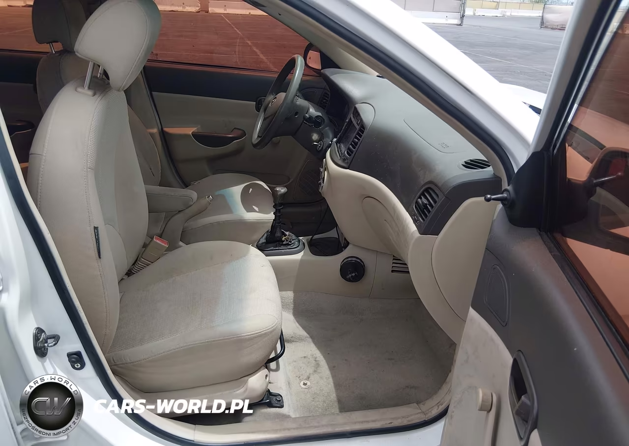 2006 Hyundai Accent Gls VIN:KMHCN46C26U060172 - 5